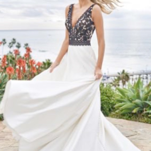 Jasmine Couture Bridal Gown - Picture 2 of 5